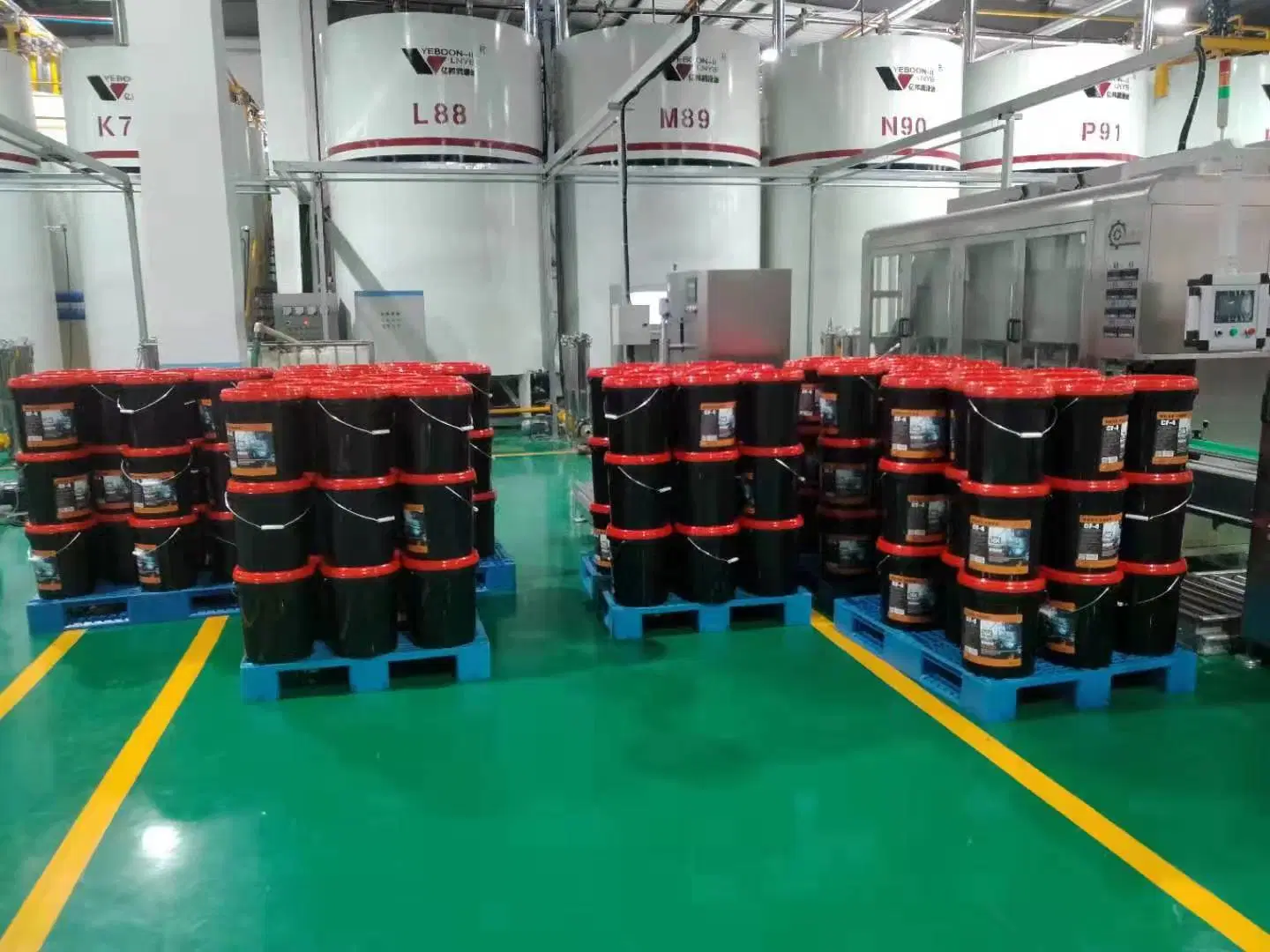Huile de lubrification hydraulique Yeboon avec performances anti-usure anti-rouille pour le moulage sous pression Machine