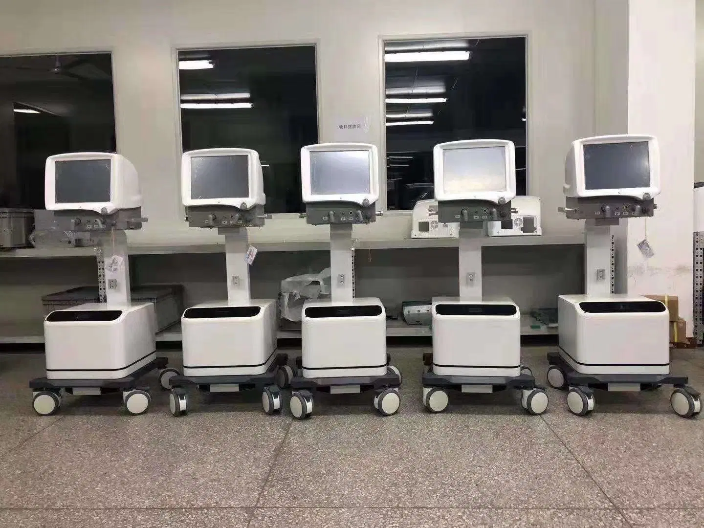 Китай поставщиком больницы транспортного аппарата ИВЛ ICU S1100