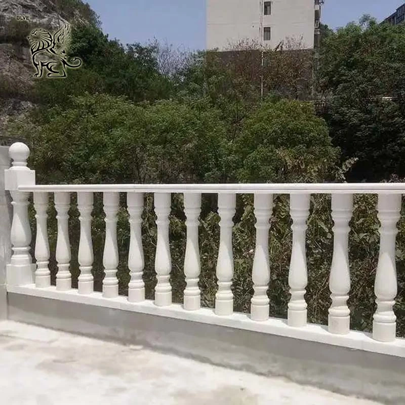 Corrimão de carveiro em pedra com corrimão em balaustrada designs White Marble Balcony Fábrica de pilares do Balustre