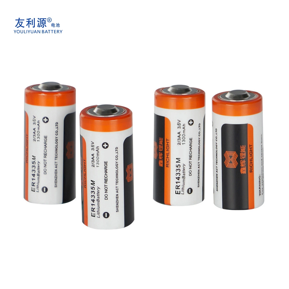 Gesamter Verkauf First Class Er14335 Unaufladbare Lithium-Batterie 1350mAh Li-SOCl2 C Größe 3,6V Lithium Thionylchlorid Batterie primäre Lithium-Batterien