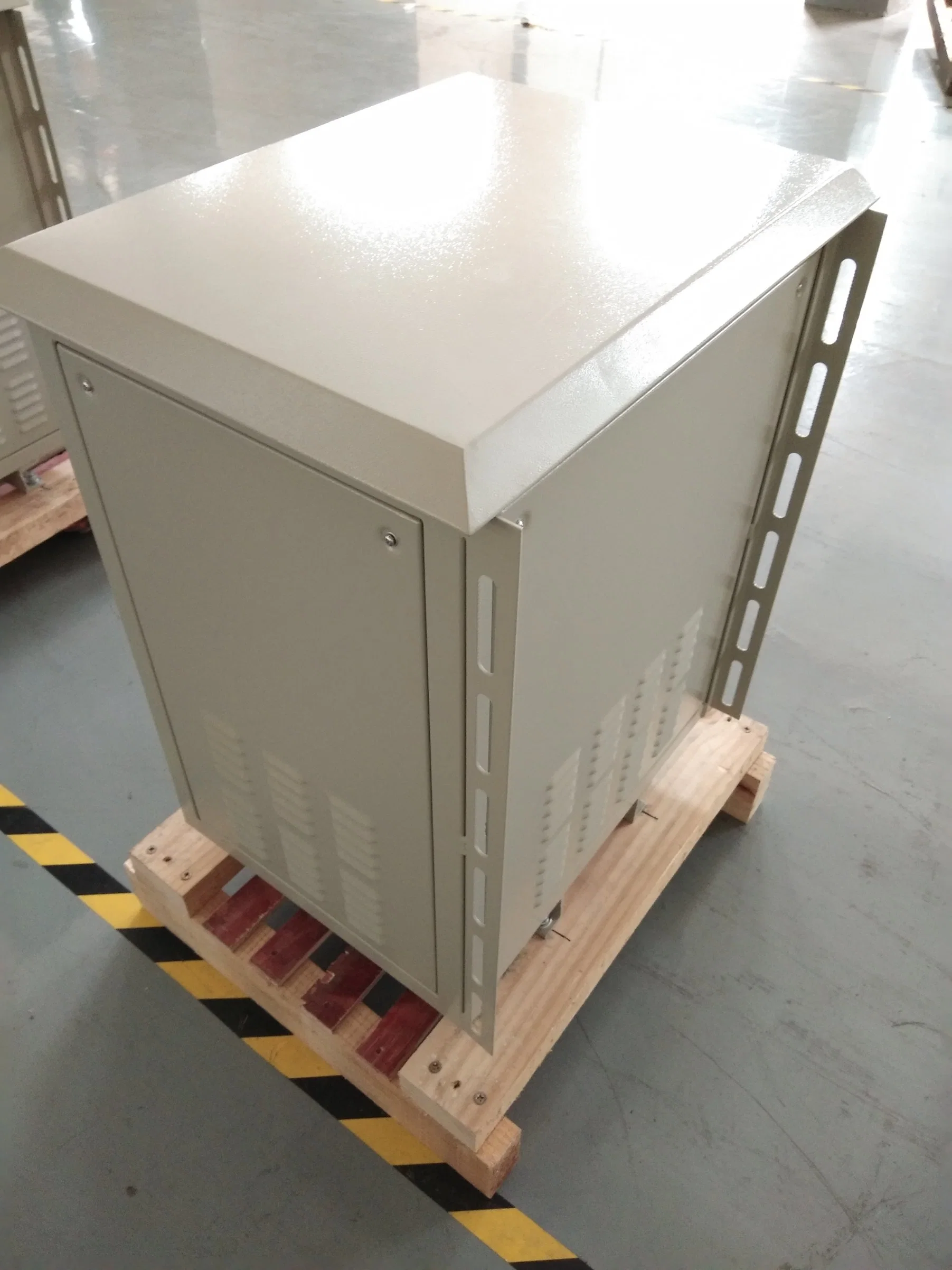 30kVA Single-Phase Transformer / Dry Type / Low-Voltage Isolation Electrical Transformer for Power Distribution Dg-30kVA