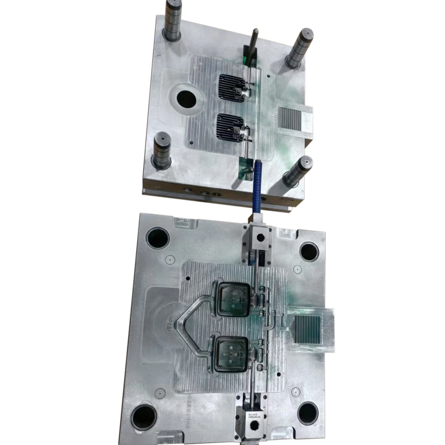 OEM Custom Die-Casting Mold for LED Lamps and Lanterns