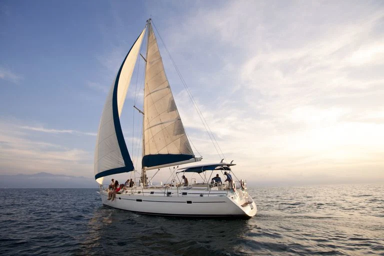 Size Customed High Strength Sailboat for Sale