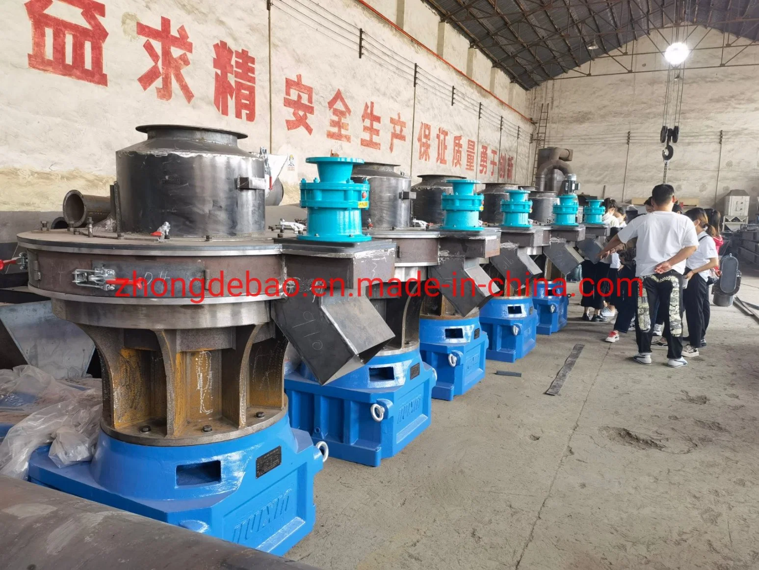 High Capacity 1-10 Tph Wood Saw Dust Rice Husk Pellet Making Machine Vertical Ring Die Wood Log Biomass Pellet Mill Wood Branches Pellet Maker with CE