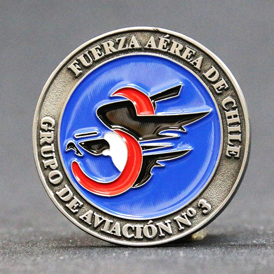 Custom Design Emaille Pin Abzeichen Medaille Zink-Legierung Metall-Lapel Pin Abzeichen Münzen