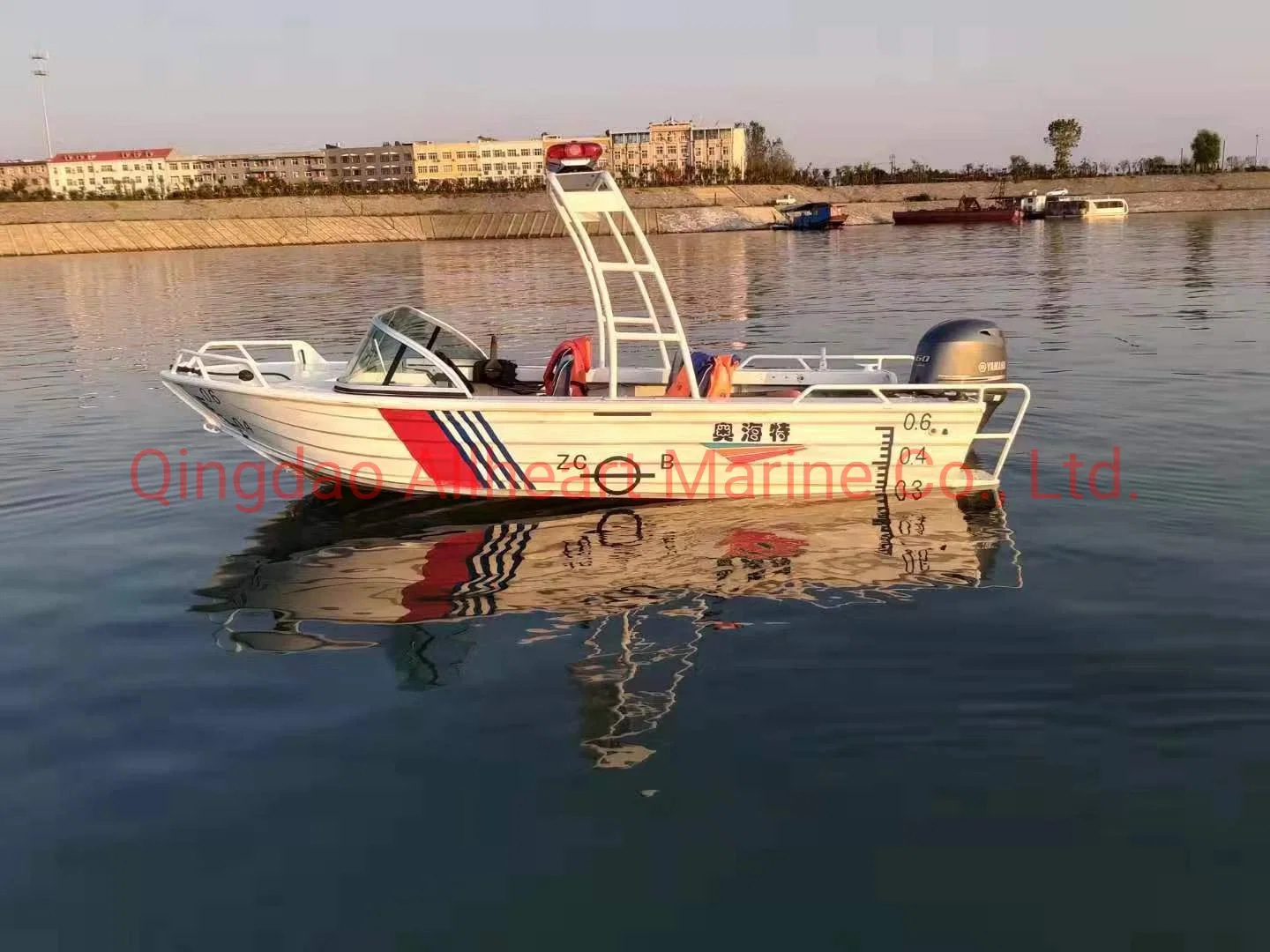 Pressed Hull 5.8m/19FT Runabout Fishing Boat with Bimini for Sale From Allheart Marine