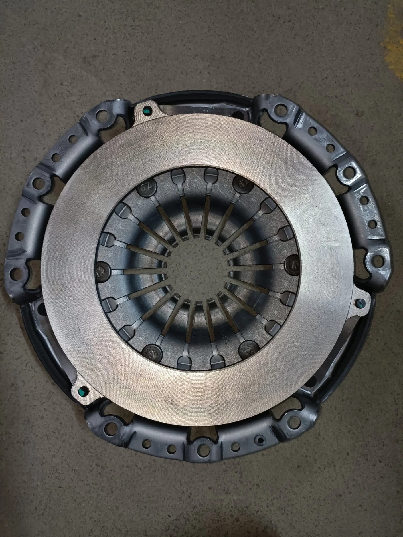 Clutch Kits Used for Dfsk C37 (OEM: 1706265-MR515D03)