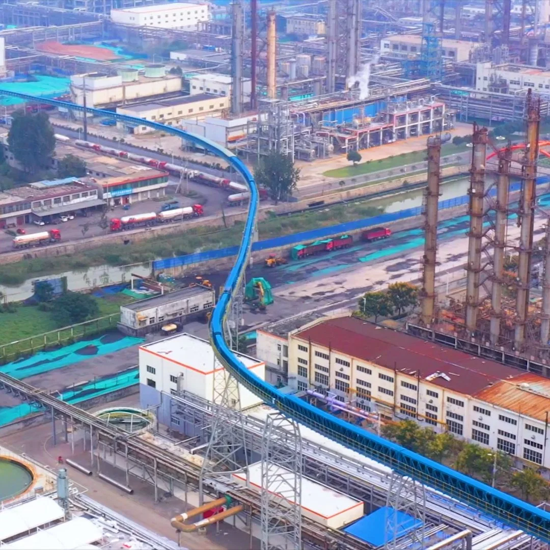 Industrielle Langstrecken-Land-Bergbau-Maschinen Drehen Rohr Förderband-System Für die chemische Pflanzenindustrie