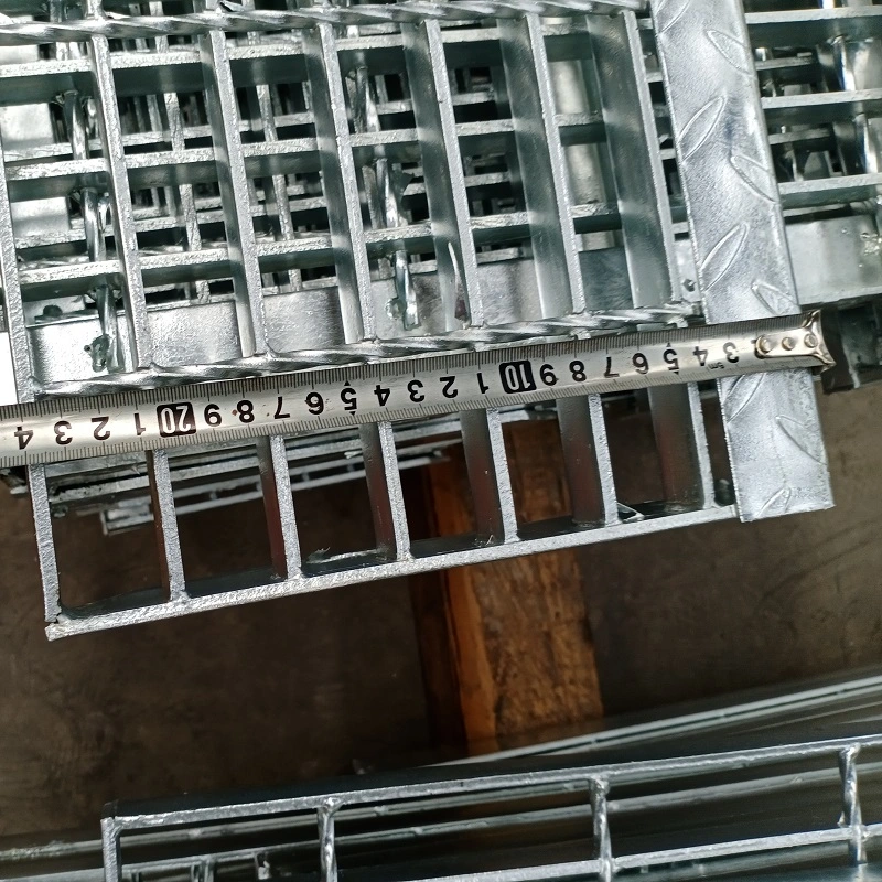 Heavy Duty Galvanized Welded Steel Grating