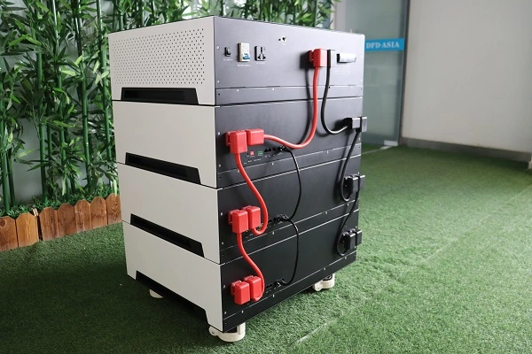 Convertir la batterie EV en stockage domestique Garantie de 10 ans 6000 cycles de vie Batterie domestique de secours 51,2V 138Ah Systèmes d'alimentation solaire hors réseau Batterie de stockage solaire.