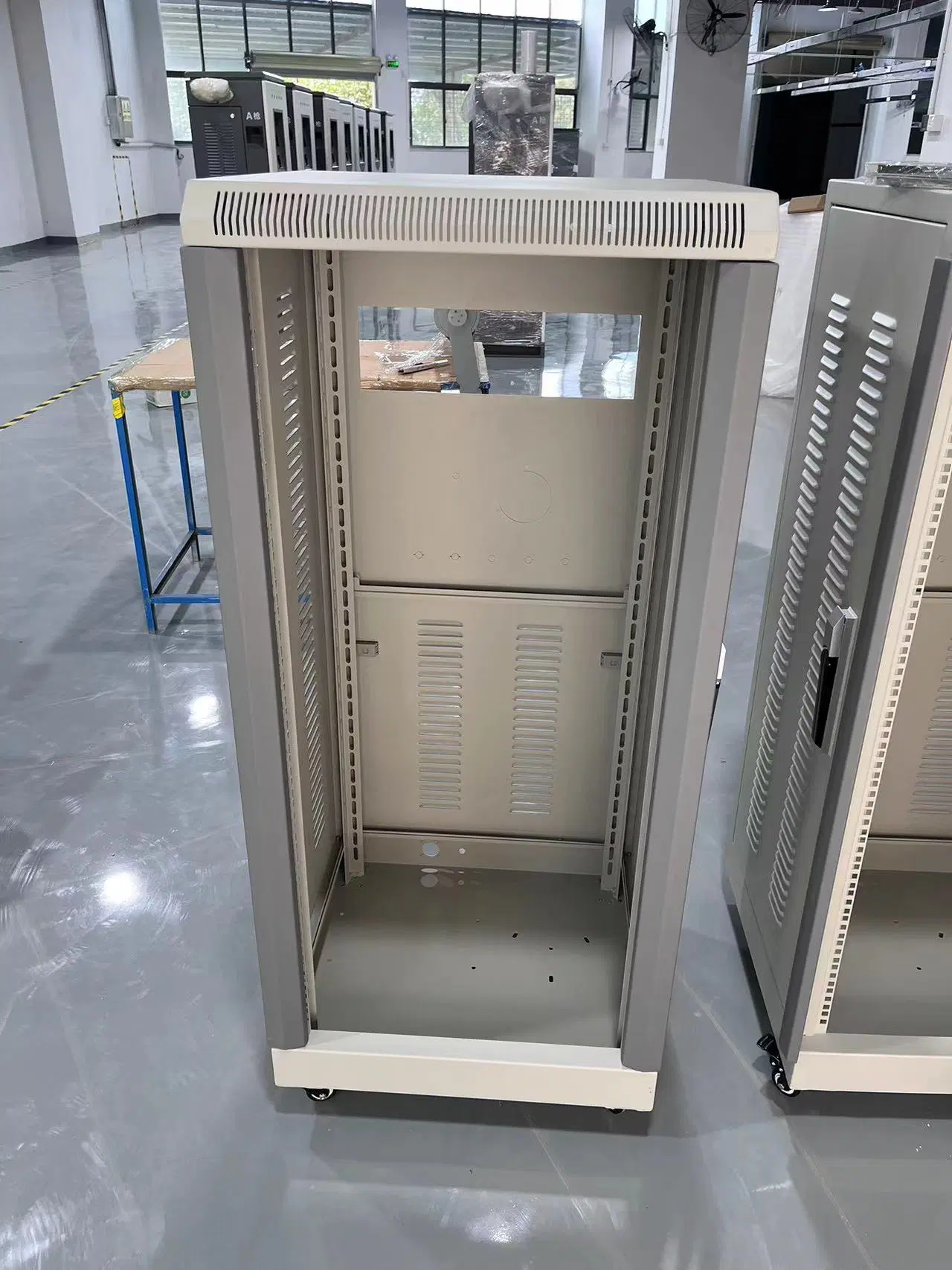 Dustproof Sheet Metal Chassis Fabrication Metal Cabinet for Network Protection