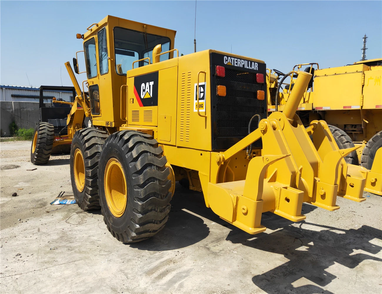 Used Cat Small Motor Grader 140g Hot Sale, Original Caterpillar Graders 140h, 140K, 120h 120g in Stock