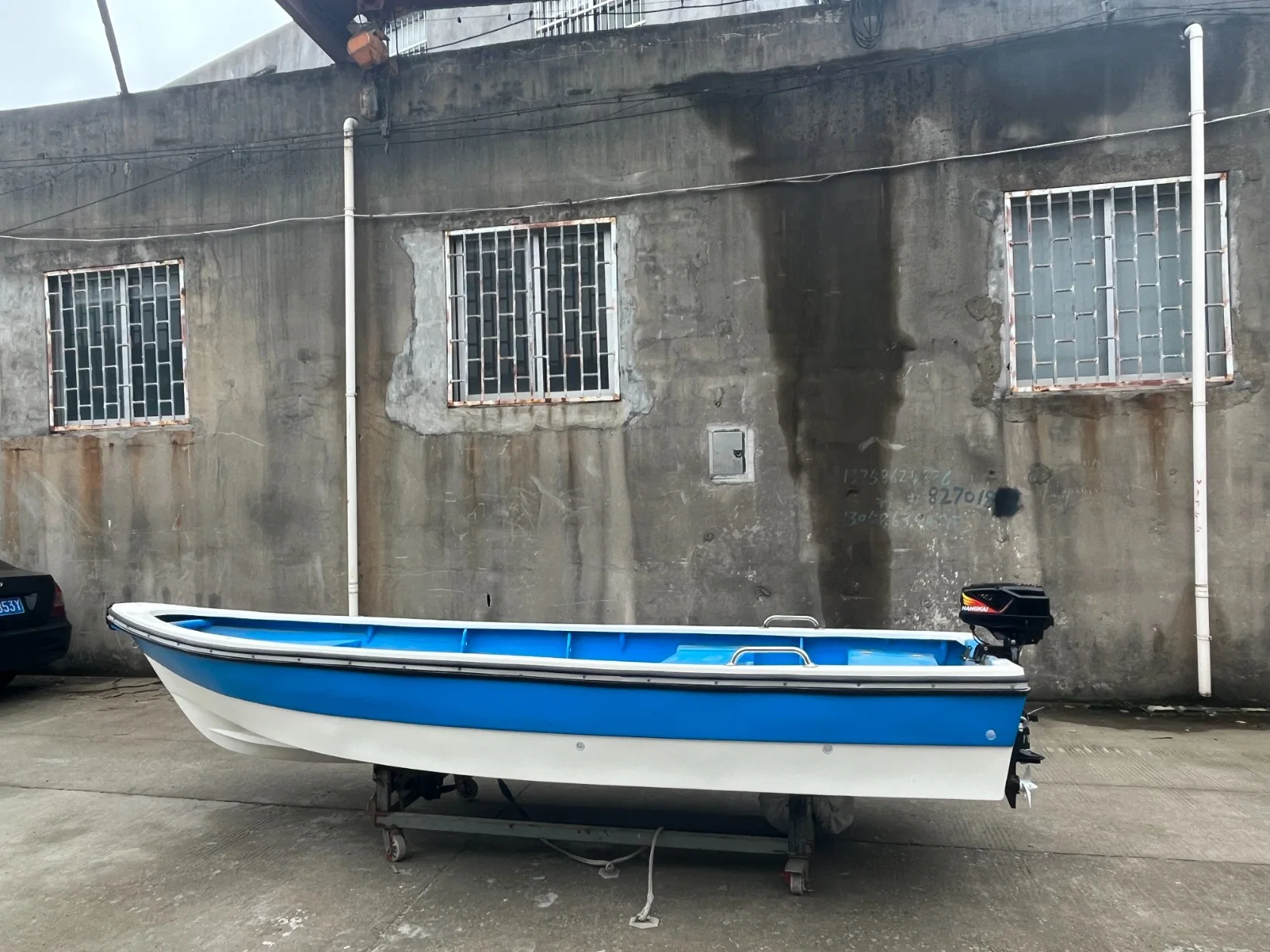 14FT/4,3 m prix bon marché matériel bateau de travail de la pêche en fibre de verre bleu bateaux de course