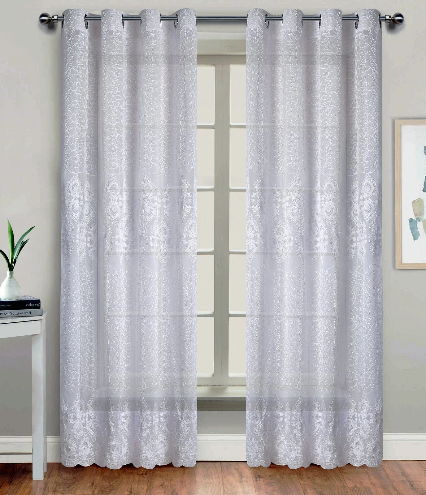 Polyester Dolly Fabric with Fashion Embroidered Curtain