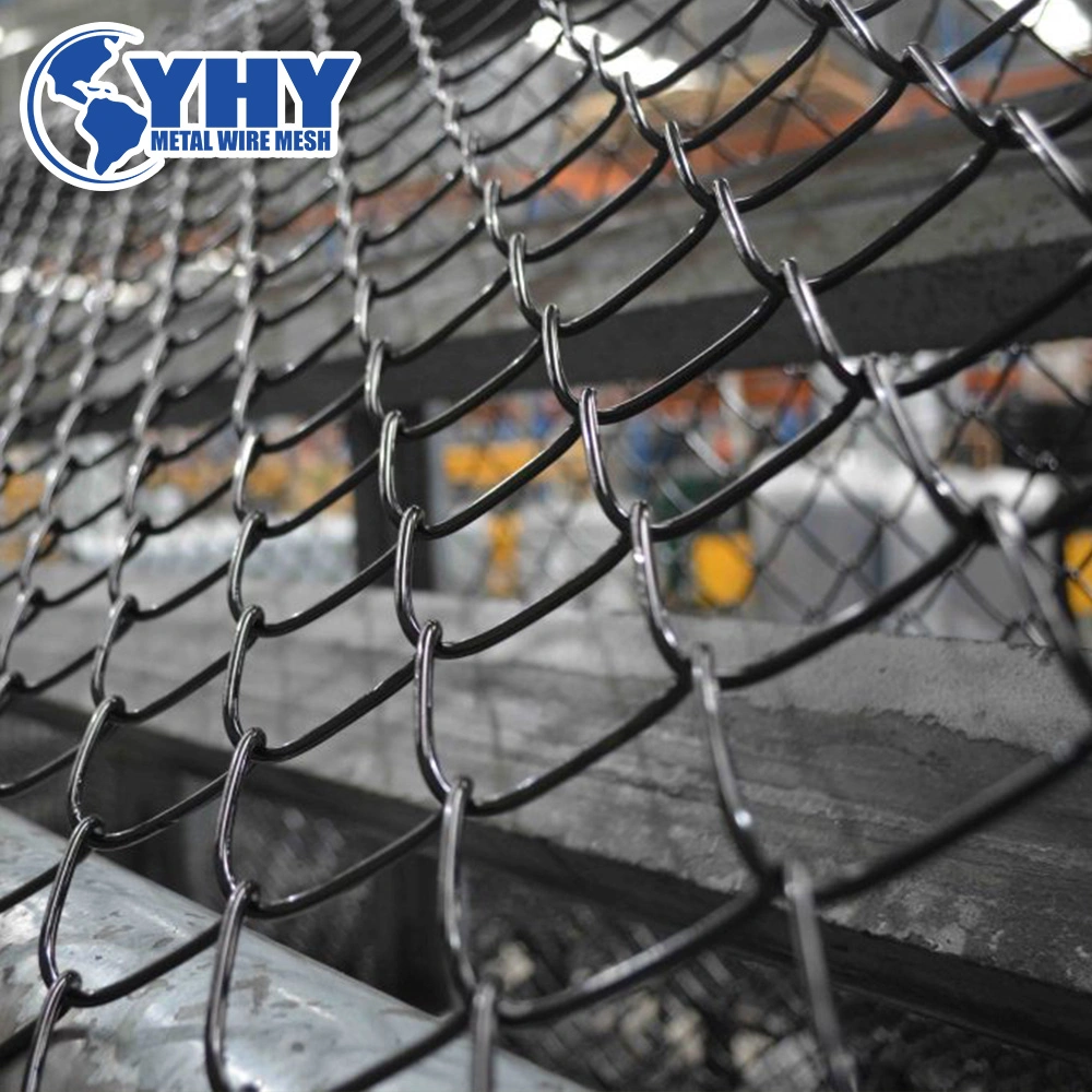 Black Vinyl Coated 8FT Chain Link Wire Mesh Fence for Baseball Field