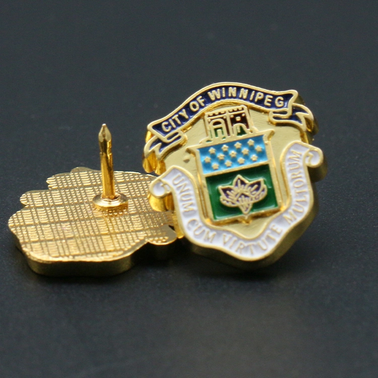 Commerce de gros médaillon Balise clé de la médaille Fob Metal Craft Nom du bureau de l'insigne de l'emblème de la broche