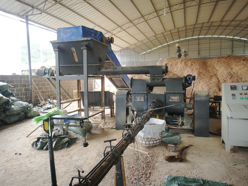 CE 1000kg/H Piston High Pressure Biomass Wood Sawdust Briquette Press Machine