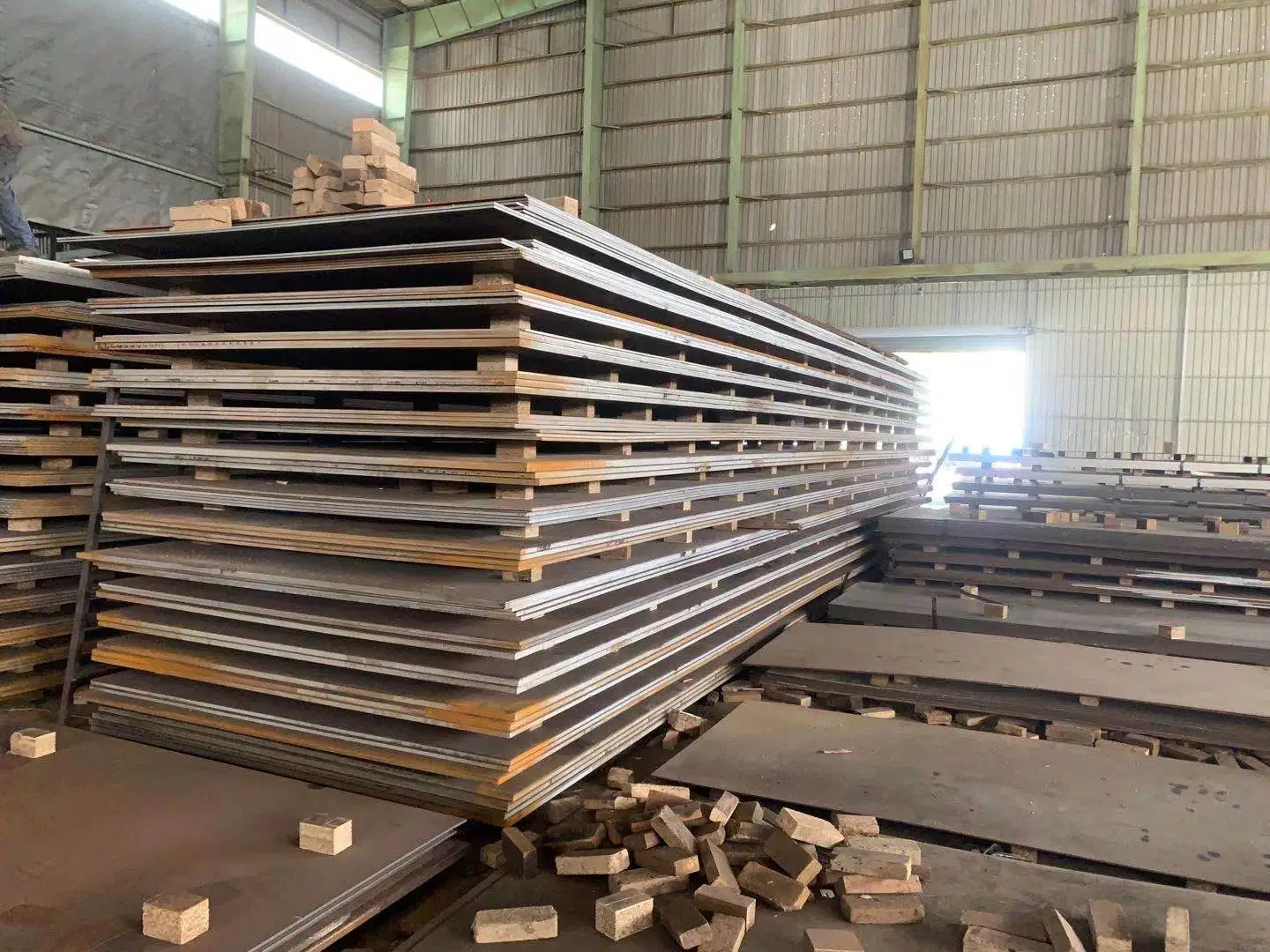 1mm 3mm 6mm 10mm 20mm Thick Ss400 Q355. En10025 St52 Q235 St37 A36 A106 S235jr Hot Rolled Wear Resistant Steel Sheet Ms Mild High Carbon Steel Sheet Plate Price