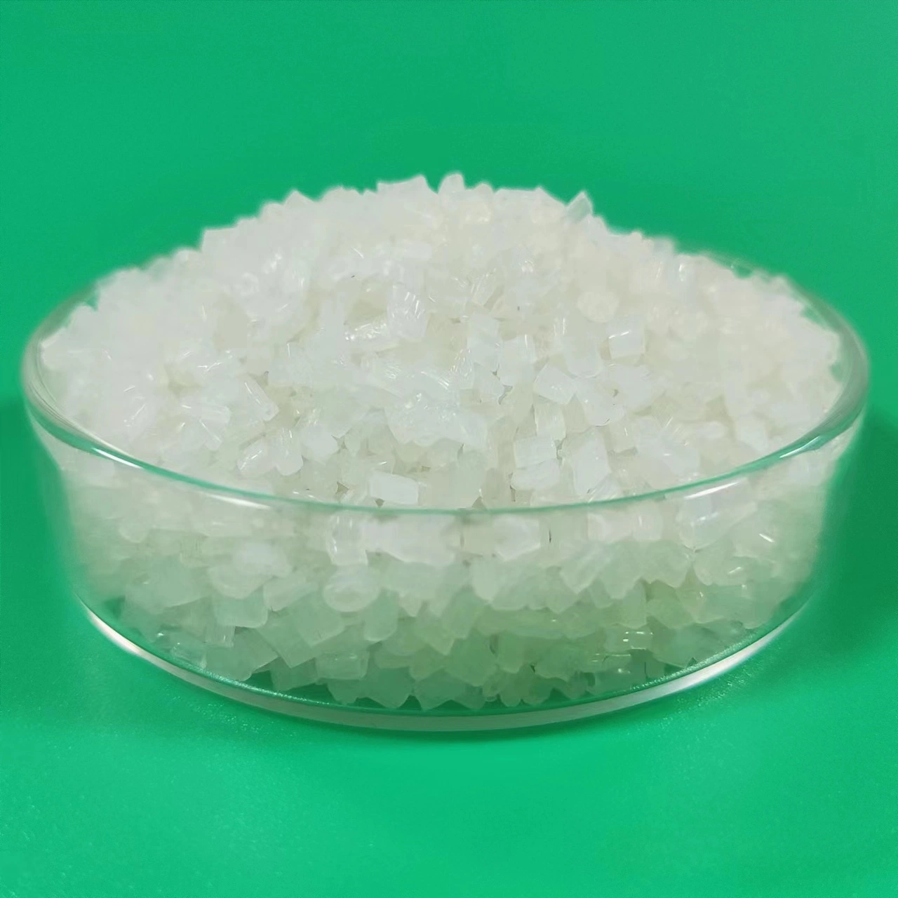 Nylon Elastomer Raw Material PA12 Granules with Good Hot Welding Good Compatibility Easy to Form Plastic Material