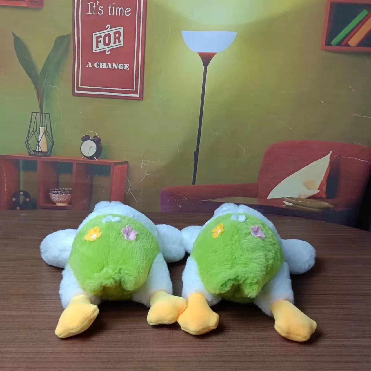 Spring Duck Hot Selling Soft Toys Custom Stuffed Animal Manufacturer 25cm Doll Plush Toy for Claw Crane Machine