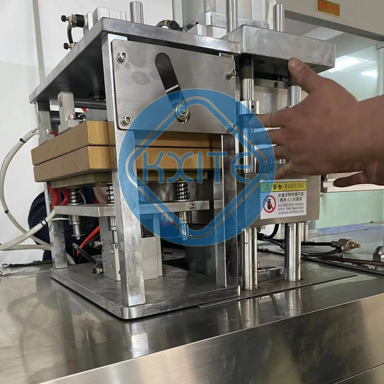 Machine automatique d'emballage de blister en PVC pour l'emballage de chocolat au fromage Lollipop Machine