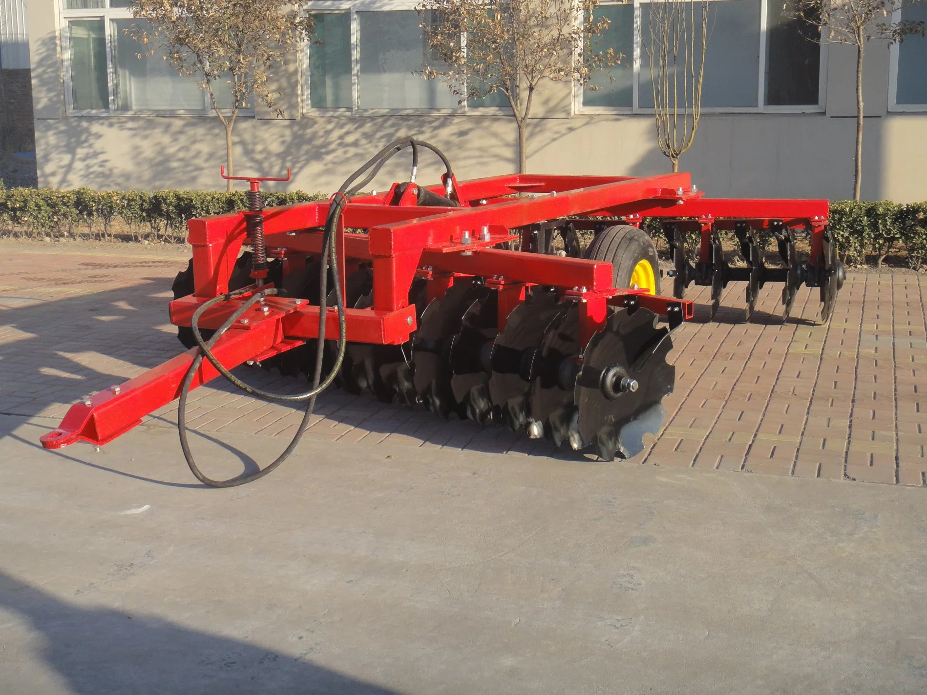 1bj Series Hydraulic Trailed Offset Middle Duty Disc Harrow for 70-160HP Tractor