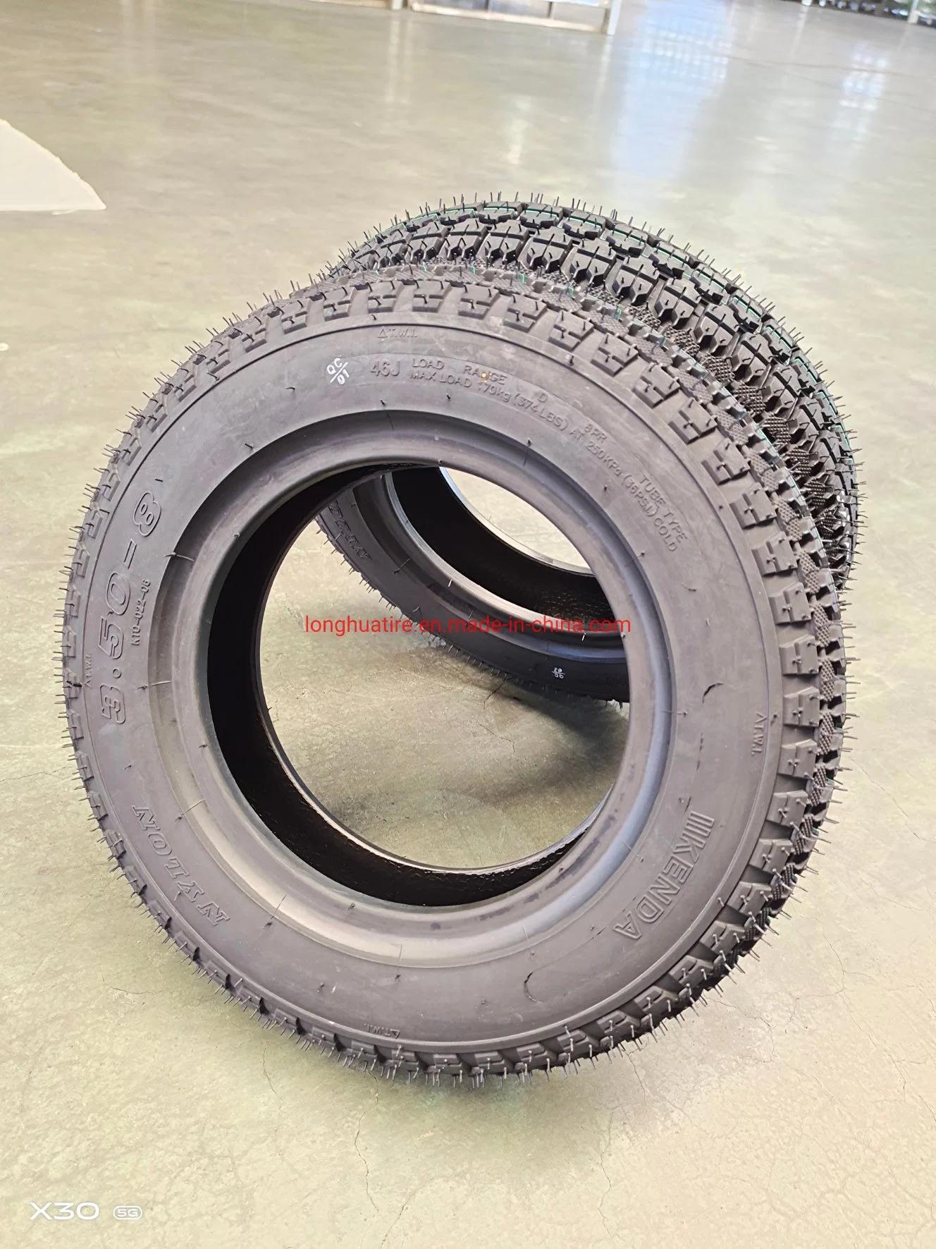 Qingdao Factory Supply Best Quality Motorcycle Tire (3.00-18 3.25-18 100/90-18)