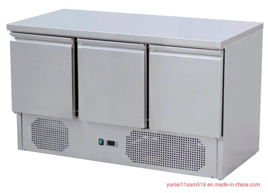 Yunlei-Commercial Kitchen Equipment 3 Doors Undercounter Chiller Salad Display Counter