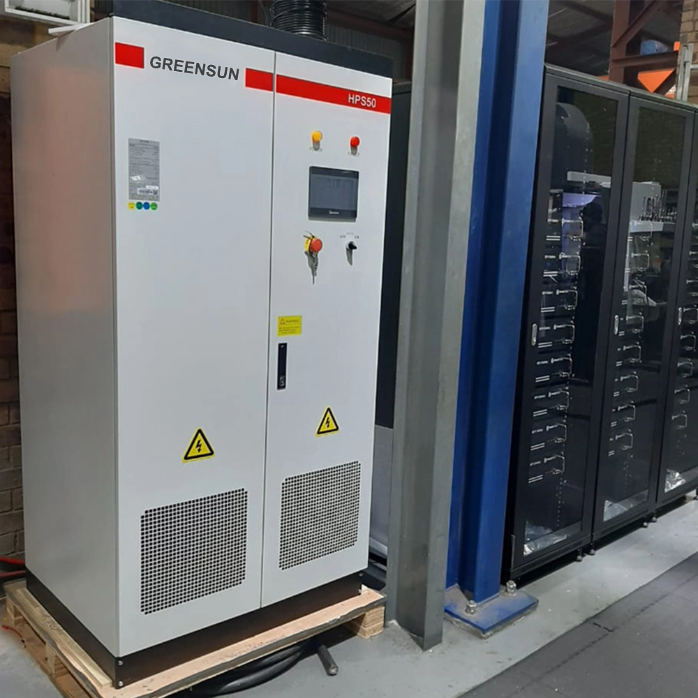 El Inversor híbrido Atess HPS 30kw a 50kw 100kw 120kw 150kw Fase 3 de 380V Sistema de paneles solares inversor para uso industrial.