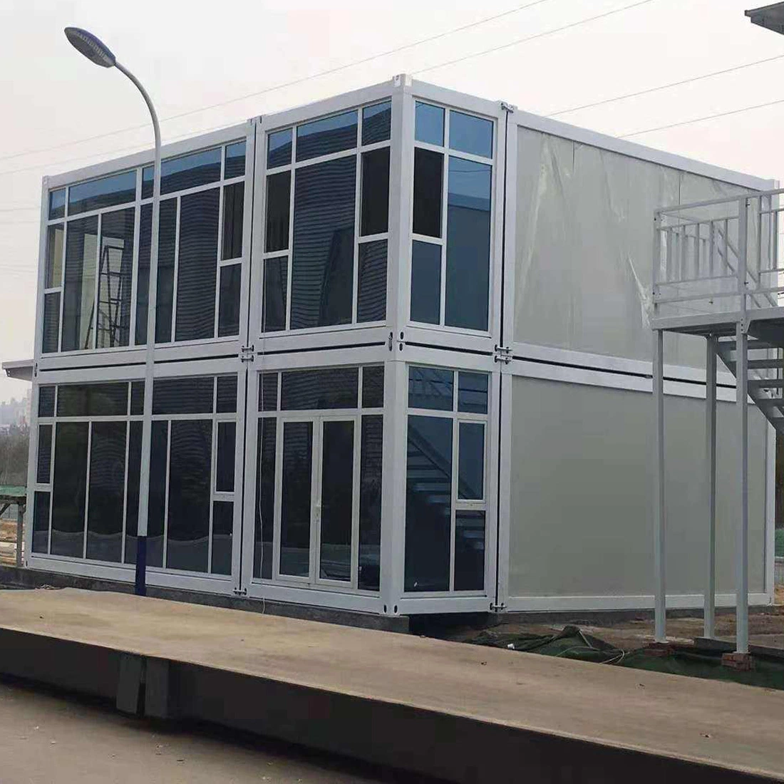 2022 Prefab Modular Prefab Prefabricated Steel Structure Portable Container House Camp Hospital