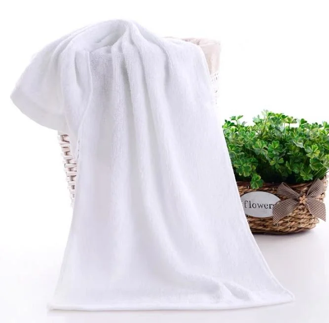 Logo personnalisé Accueil Hôtel 100% coton blanc solide Serviette de bain doux