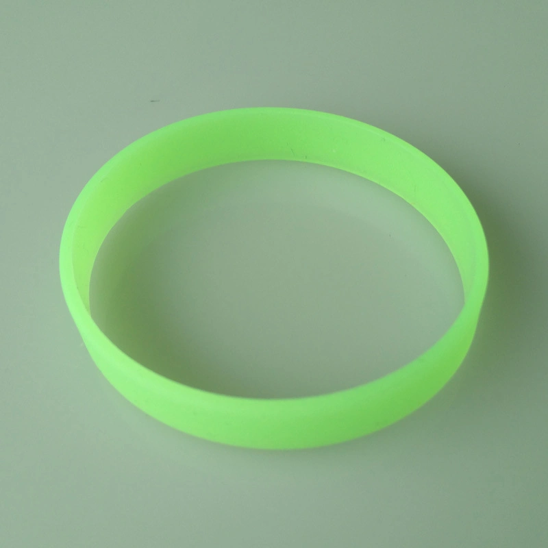 Werbeartikel Gummi-Armband Geprägt Hoch Personalisierte Silikon Armband Custom Print Logo Glow in Dark Silikon Armband