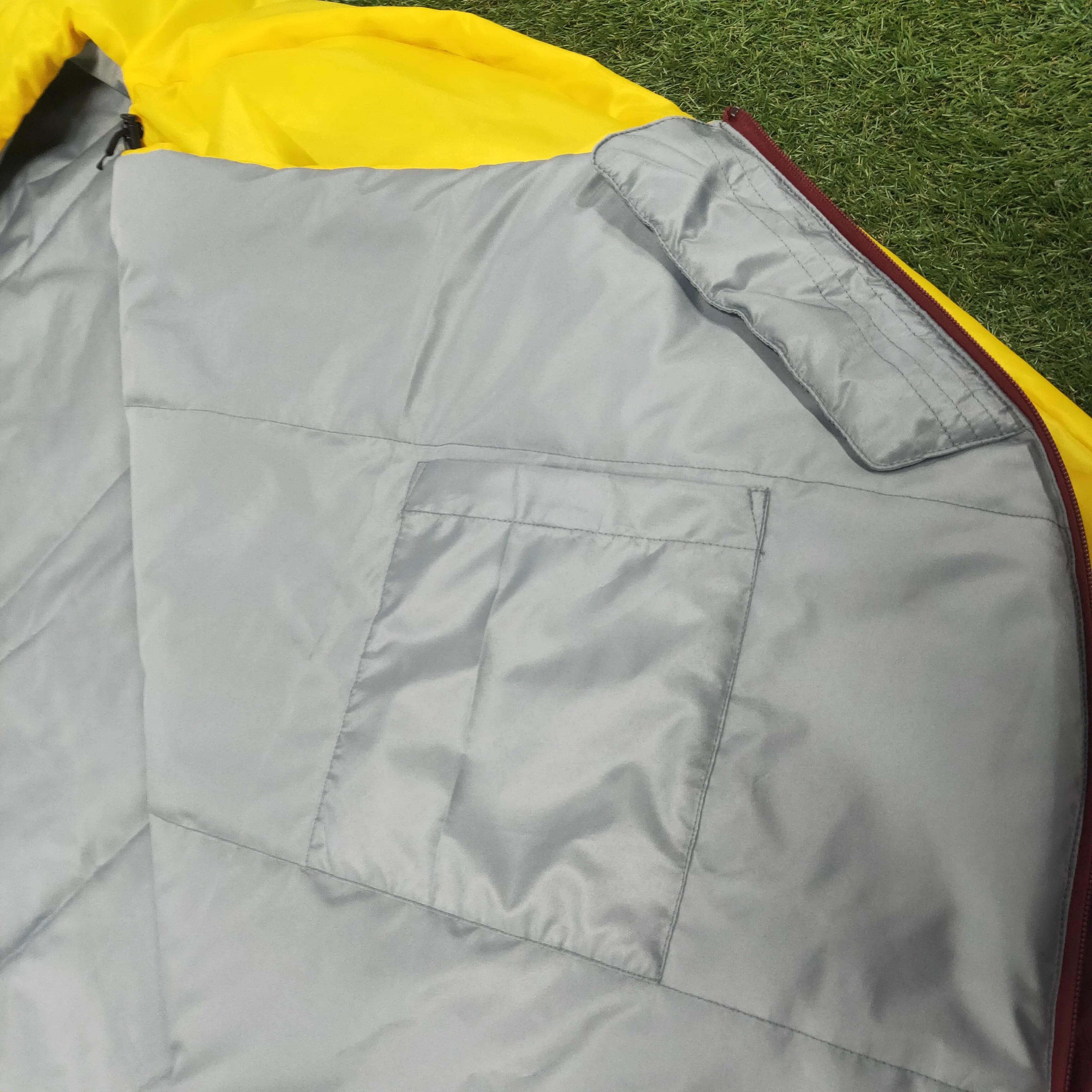 Breathable Thick Customized Logo 60*40*40cm/12PCS 210*80cm China Outdoor Sleeping Bag