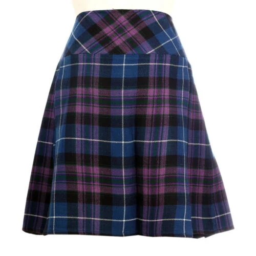 Les femmes de la longueur genou Kilt côté motif de vérification de la jupe en cuir de boucles