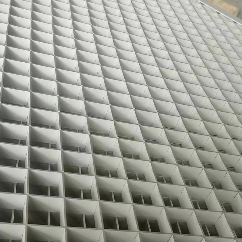 China Manufacturer Heavy Duty Hot Dipped Galvanized Steel Bar Grate Floor Walkway Grating