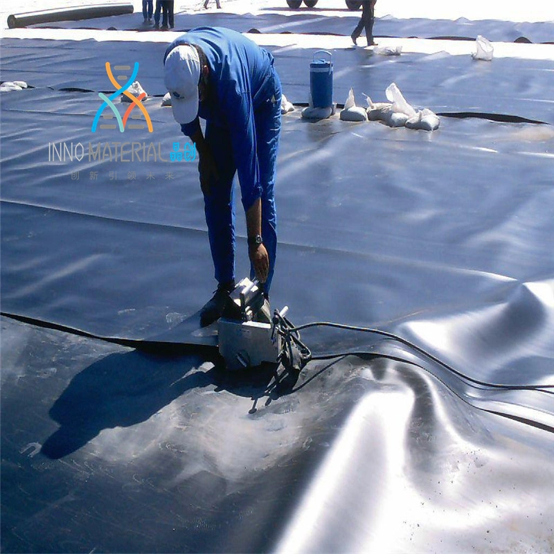 Rouleau de papier +géotextile tissé une résistance aux déchirures Inno géomembrane de matériaux de construction