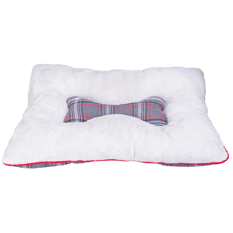 Rena Pet Wholesale/Supplier Christmas Stripe Printing Soft Cushion Cover Camo Pillow Plush Dog Pet PED