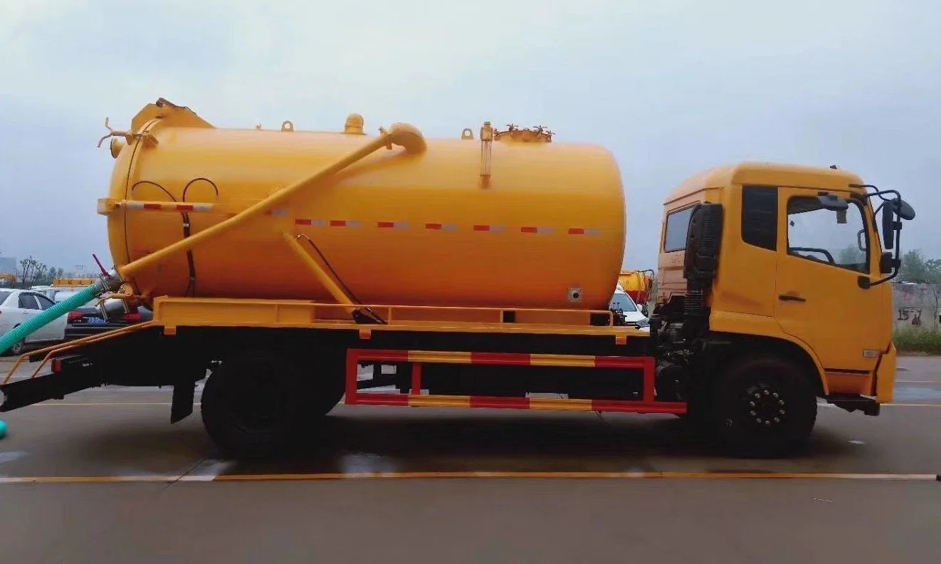 Vacuum Sewage Truck