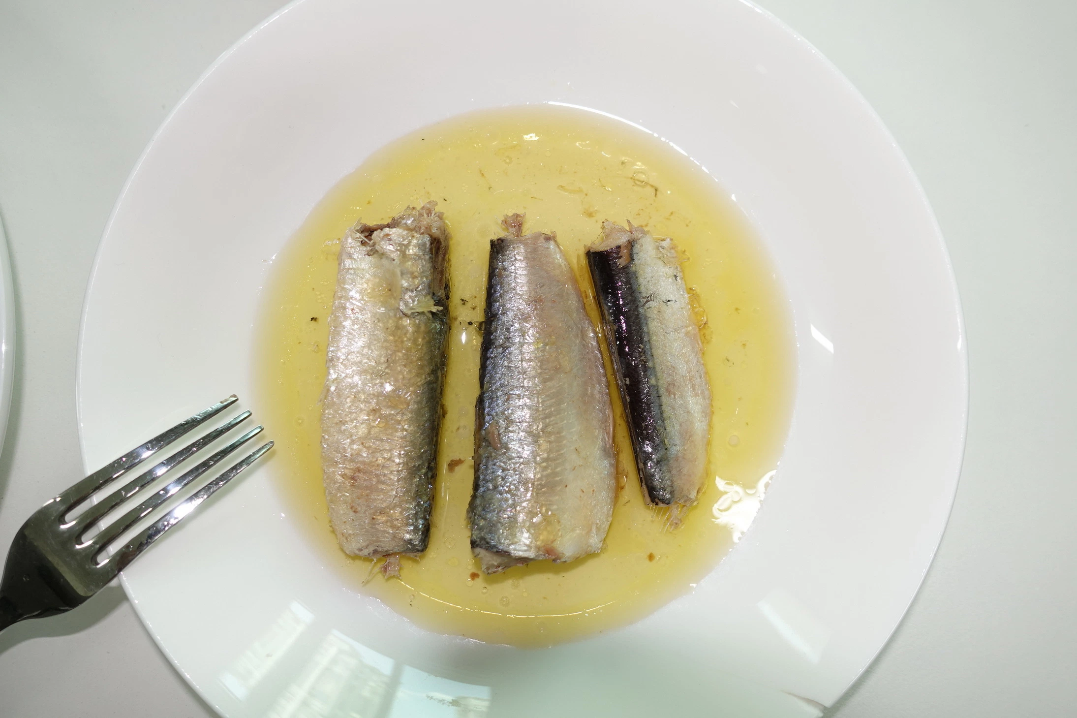 125 g de peixe enlatado conservas de sardinhas em óleo vegetal com rótulo privado