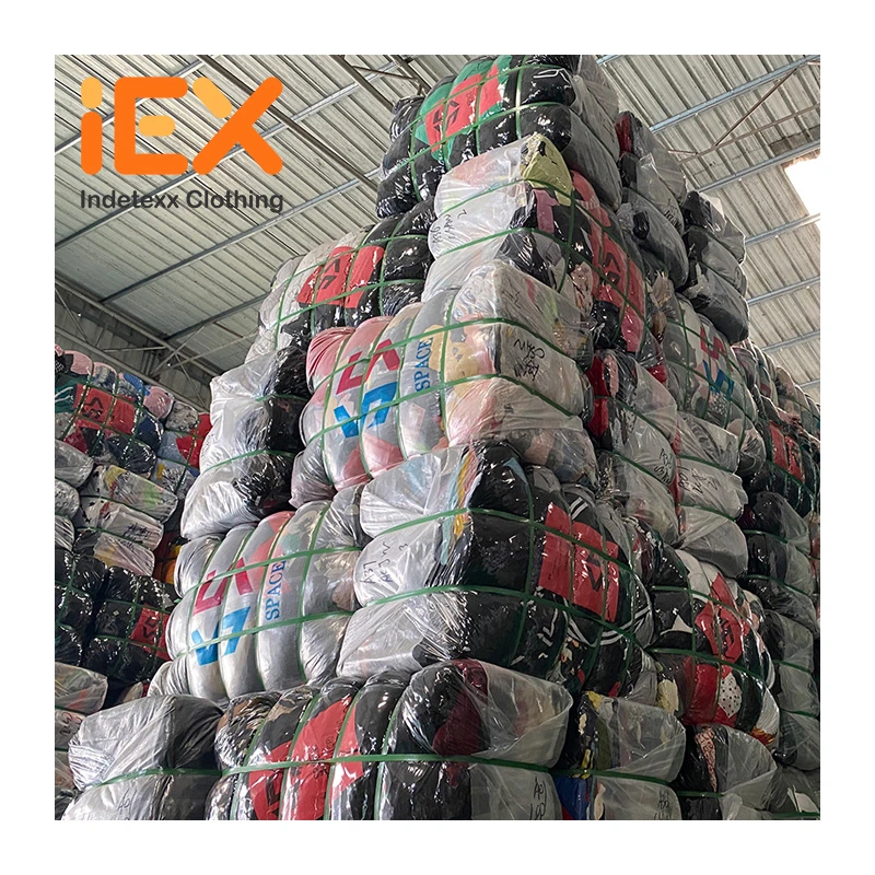 Wholesale/Supplier Used Clothes Export to Africa Used Clothing 40 Feet Container