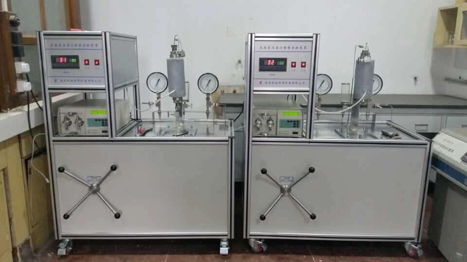 High Temperature/Pressure Oil-Water Relative Permeability Reaction Device