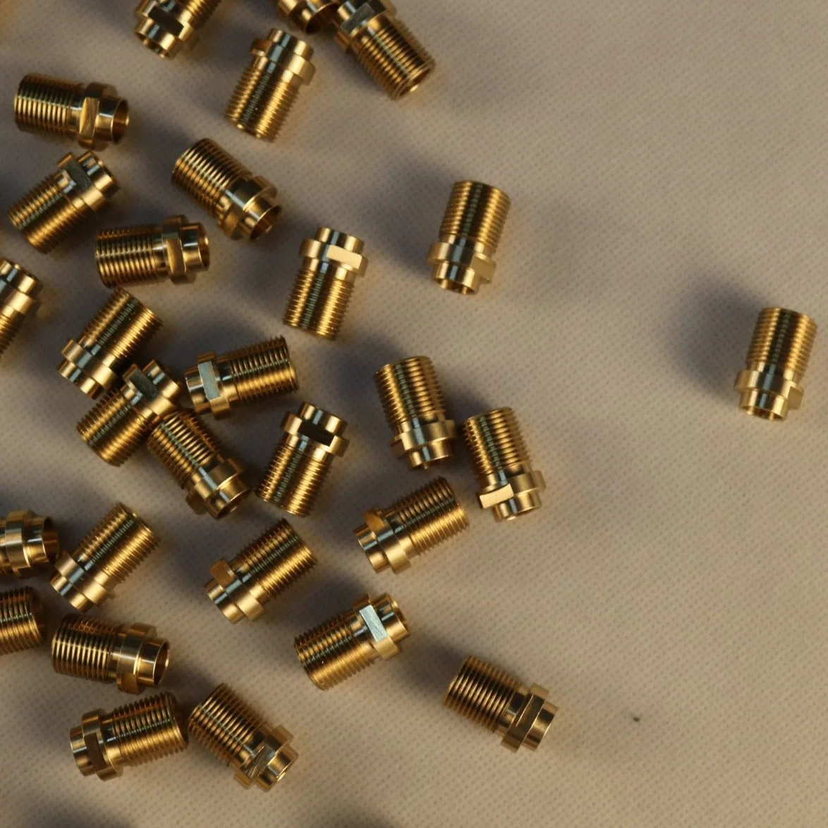 Stainless Steel/Copper/Aluminum Copper Screw CNC Machining Turned Parts Brass Turned Parts CNC Machining Services