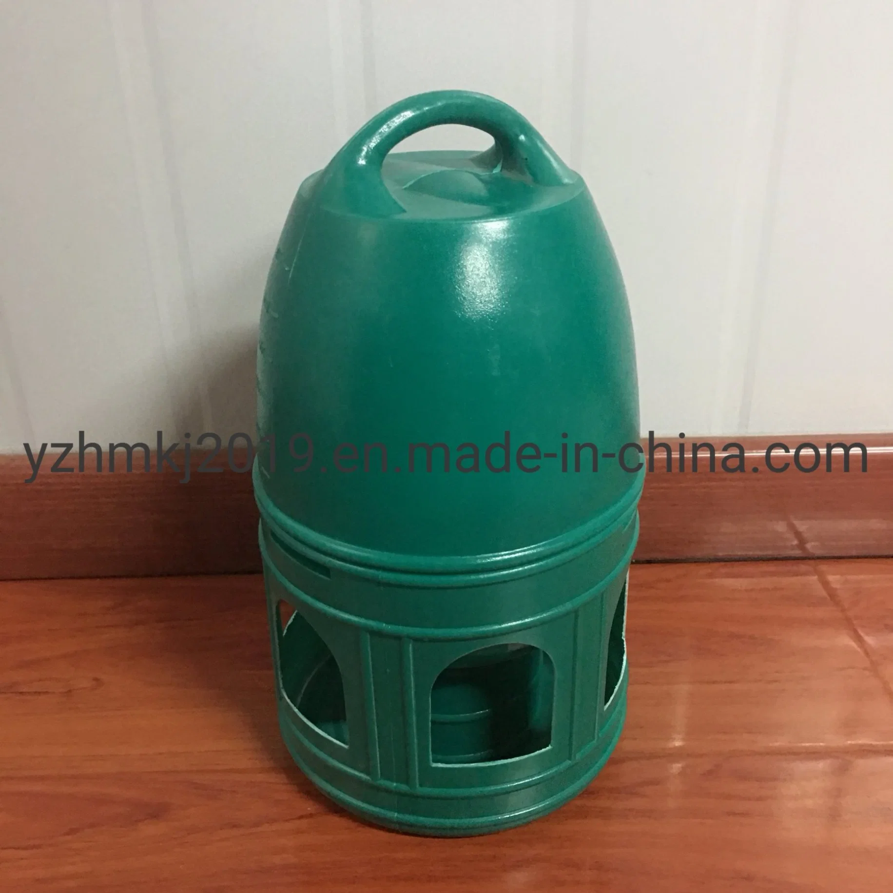 Factory Make New Design Pigeon Poultry Water Drinkers