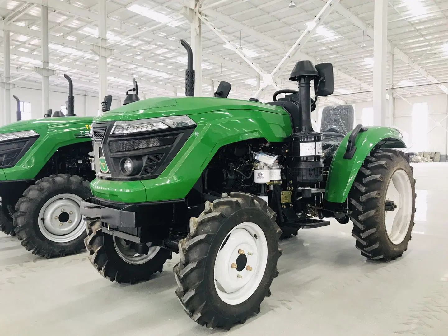 Granja de 454 tractores pequeños labradores con el poder de la máquina John Deere Agricultura como 4WD mini tractor rueda giratoria con cultivador de la maquinaria agrícola para la granja