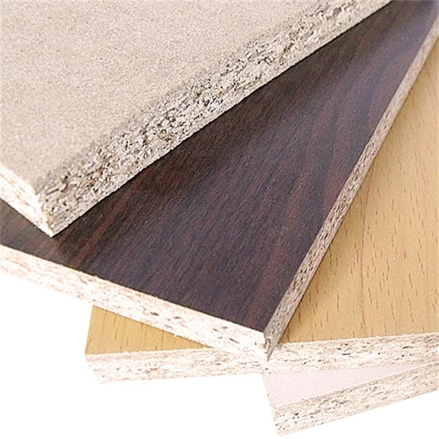 3mm / 6mm / UV de 9mm ranurado de chapa laminada MDF melamina brillante Resistente al agua cruda ante la Junta de MDF para muebles de decoración interior