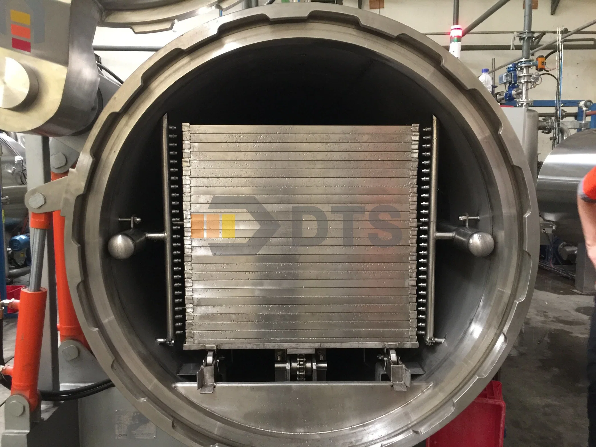 Side Water Spray Retort/Autoclave/Sterilizer/Sterilization Machine for Foods and Beverages in Pouch