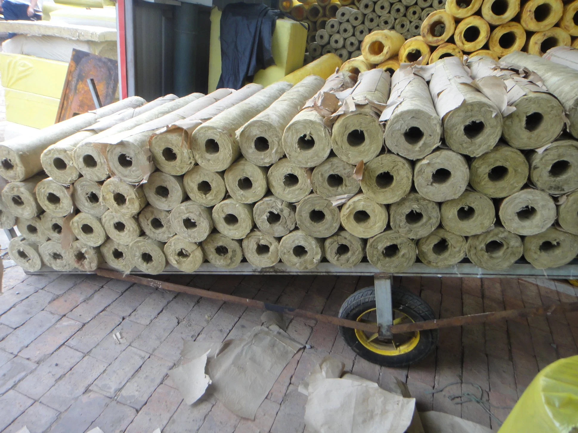 Wholesale Rock Wool Insulation Pipe Thermal Building Insulation Materials