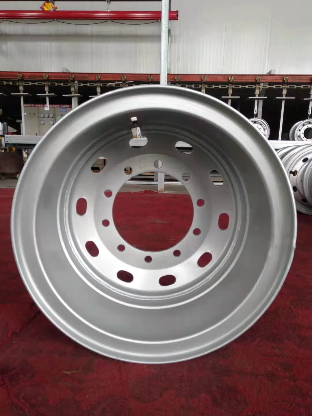 8.5-24 Tube Truck Wheel From an Very Experienced Factory