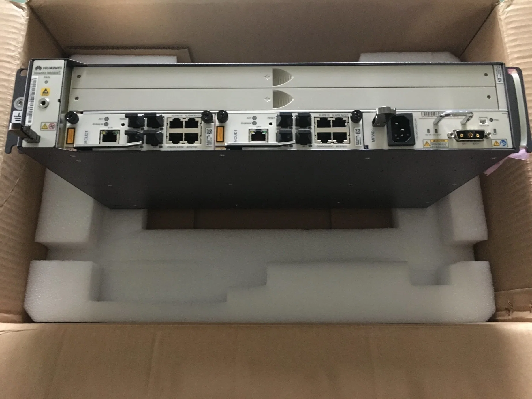 Novo Olt M5608t GPON 5683t 5680t Mpwd Mpwc Gpfd Gfbd Portas de alimentação CA 32