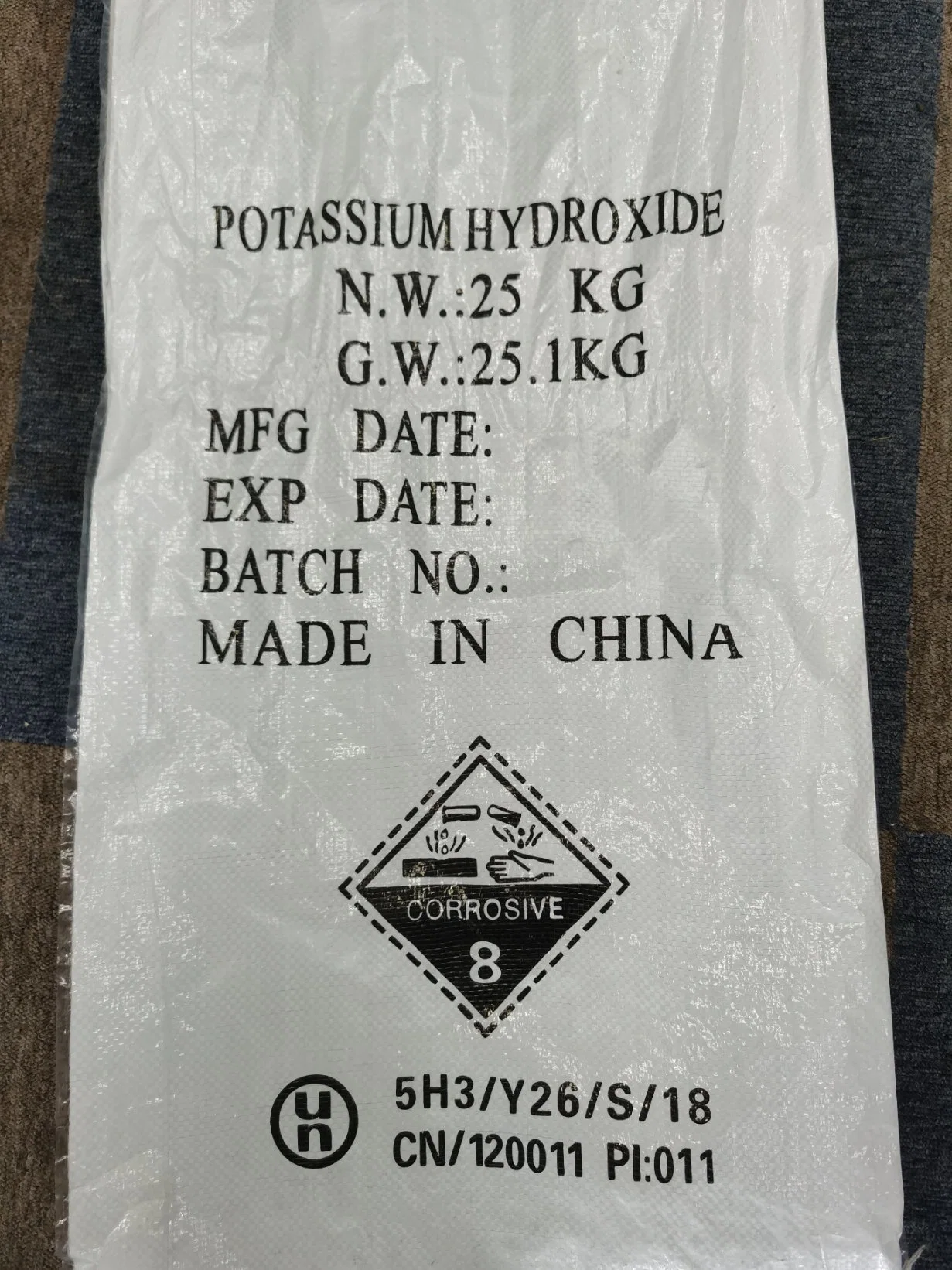 Manufacture Price White Flakes 90% Potassium Hydroxide / KOH CAS 1310-58-3